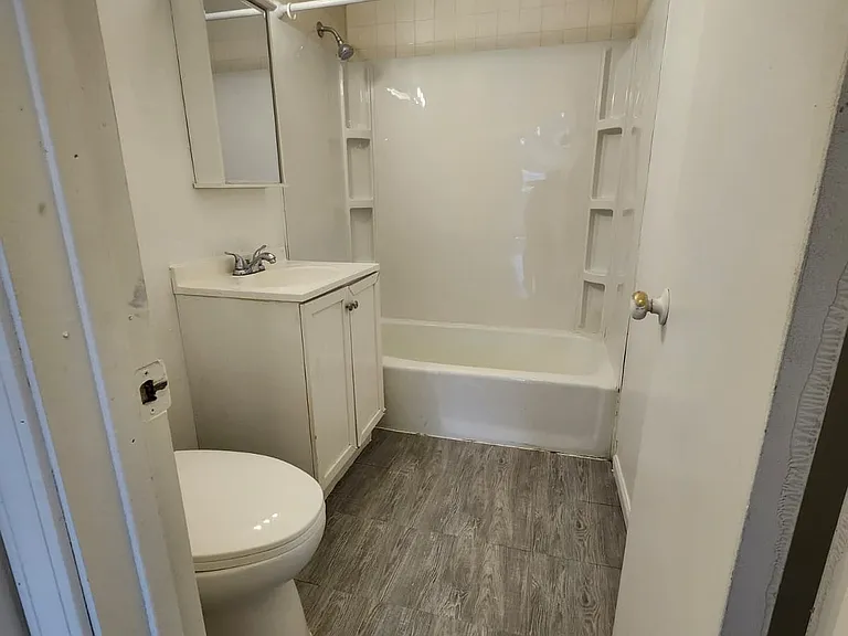 1810 Felten Rd #6 — Photo 6