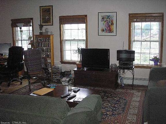 2nd image of 529 Quinnipiac Ave