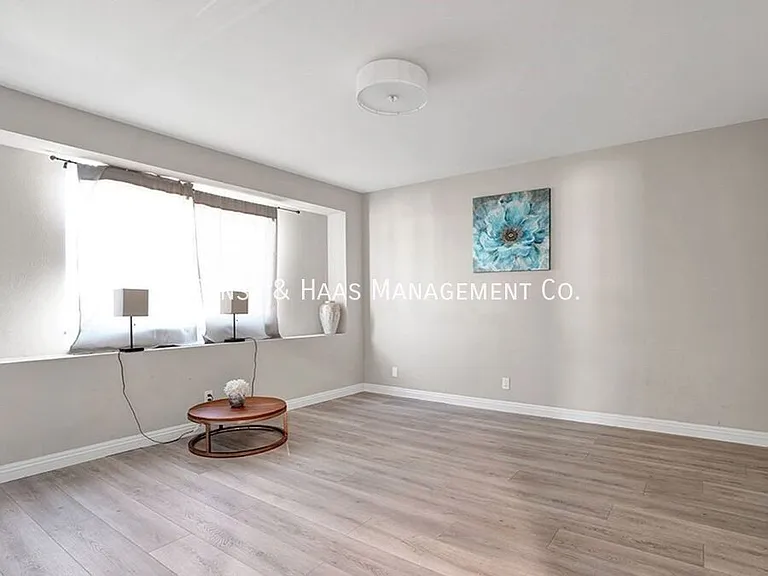 17071 Oak Ln #C — Photo 9