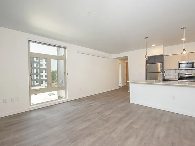 CRN Crane Interbay Apartments — Photo 31