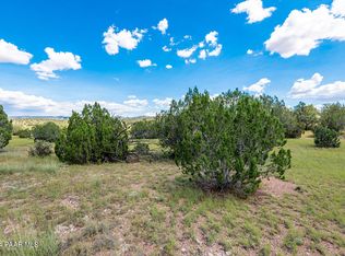 31090 W Cruz Cir, Seligman, AZ 86337