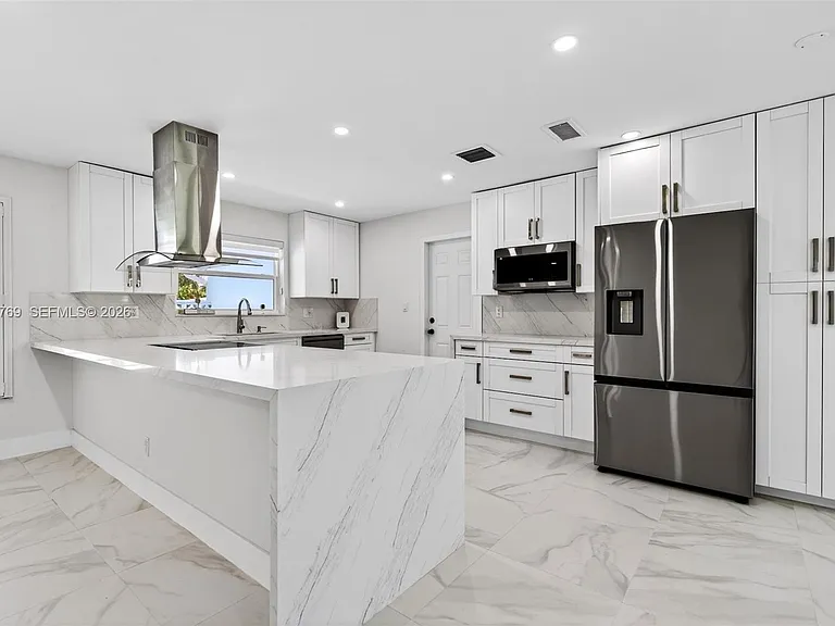 4010 NE 22nd Ave — Photo 13