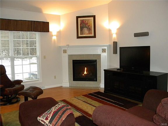 3rd image of 3162 Captiva Ct