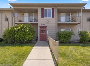 10021 Allen Pointe Dr #83, Allen Park, MI 48101