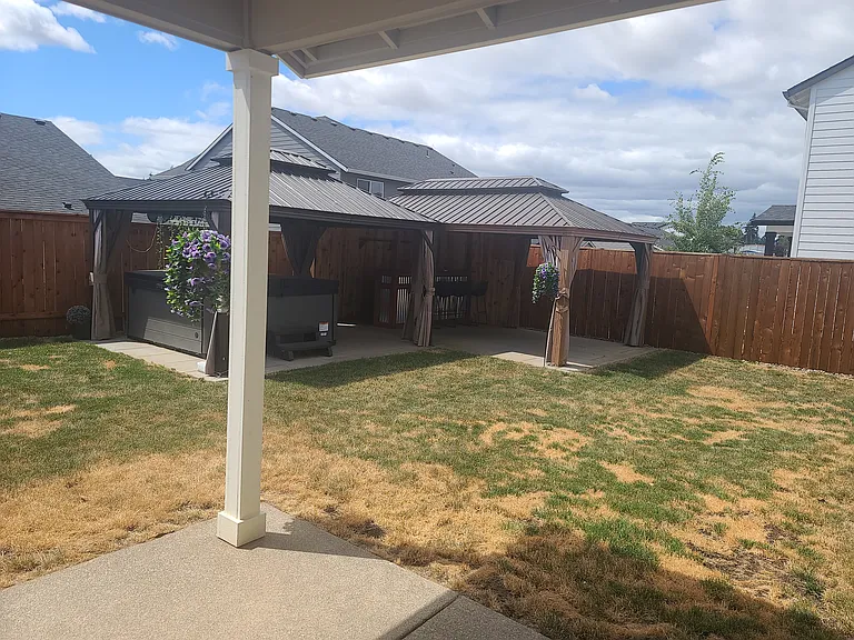 715 E Erica St — Photo 13