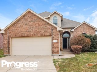 8300 Prairie Wind Trl, Fort Worth, TX 76134