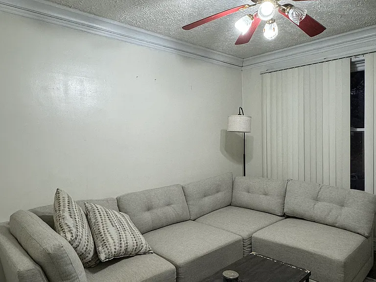 3000 S Kenneth Ave #2 — Photo 5