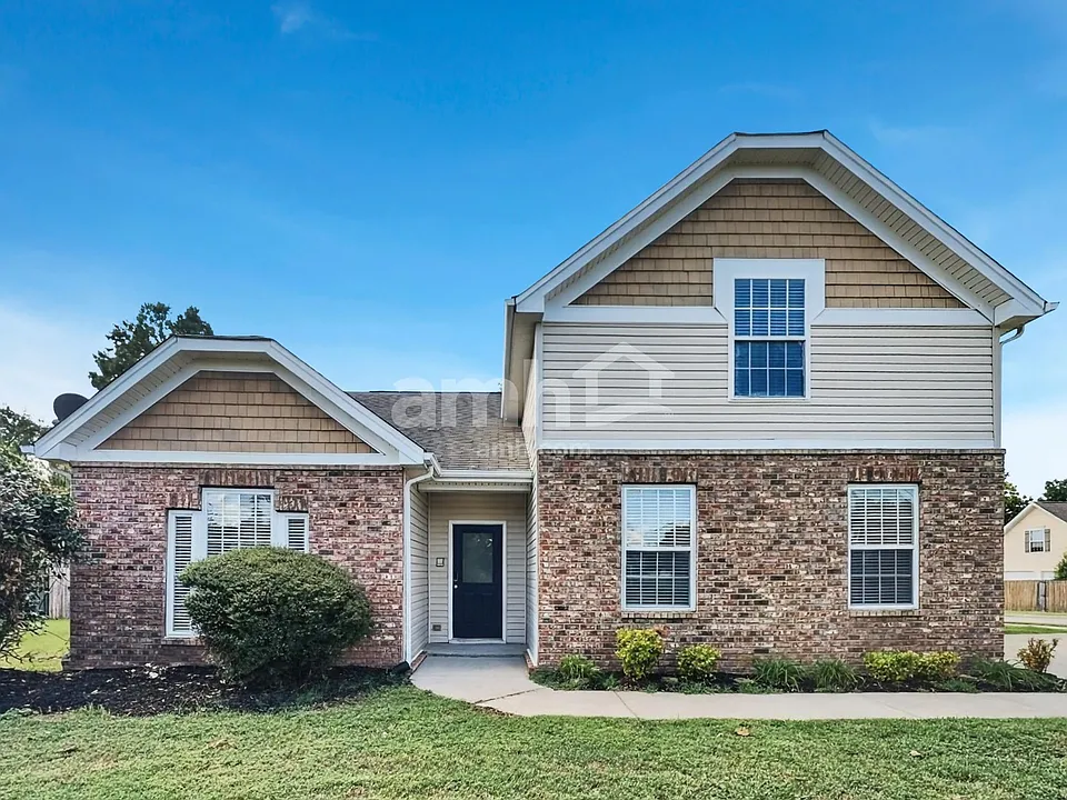 1001 Mallory Ln
