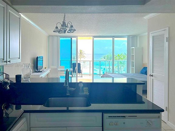 5th image of 2501 S Ocean Dr APT 424