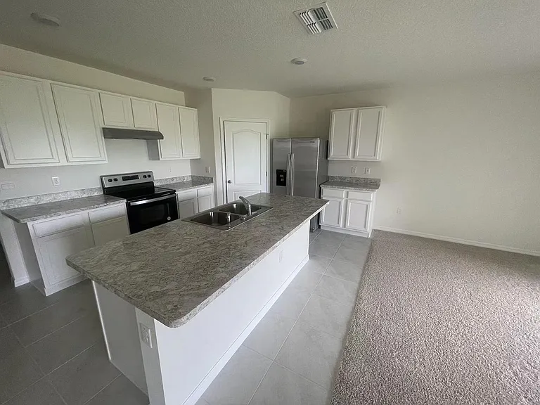 289 Sofia Ln — Photo 17
