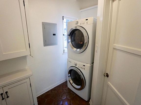 4th image of 1185 N Curson Ave