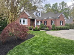 160 Fords Colony Dr, Williamsburg, VA 23188