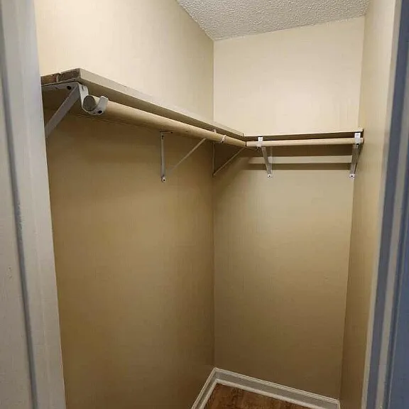 215 Hay St — Photo 4