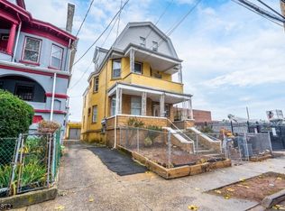 40 Coit St, Irvington, NJ 07111