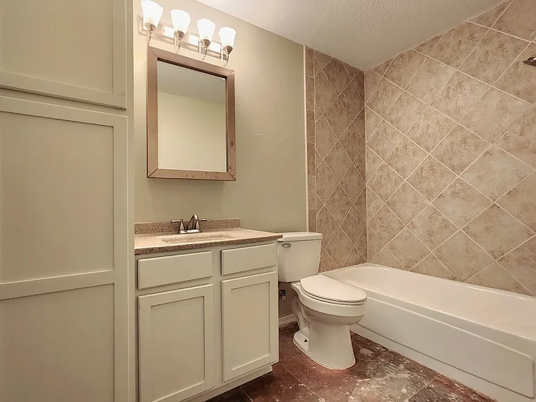 11703 Lorene Ave — Photo 13