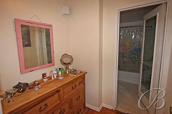 Rented by Bellmarc Realty | media 17