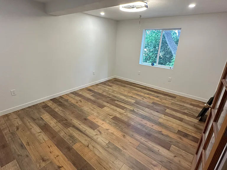 320 S Main St #2 — Photo 4
