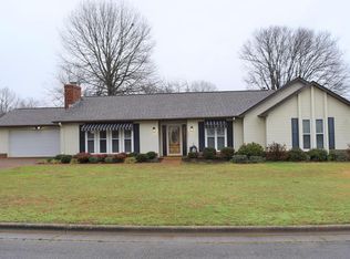 104 Oakview St, Florence, AL 35633