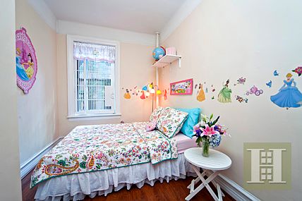 5th image of 139 E 30th St APT 2A