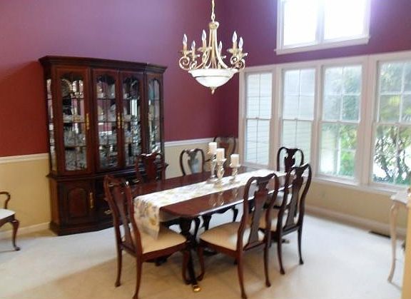 3rd image of 304 Glen Oaks Dr