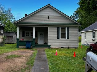 21 Twine St, Anniston, AL 36201