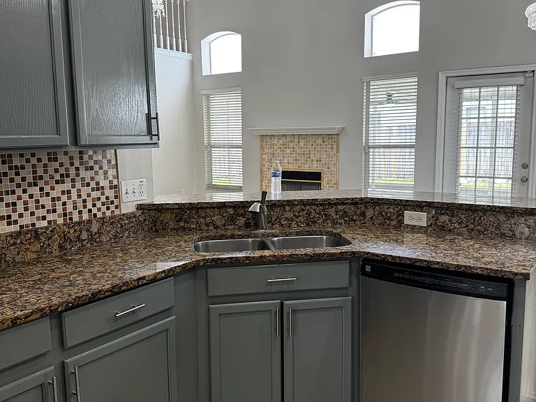 2450 River Ridge Dr — Photo 9