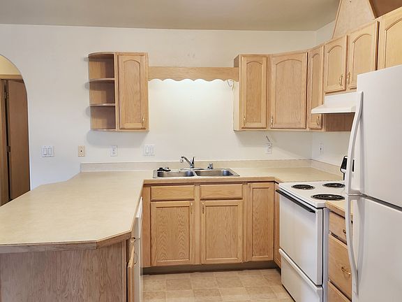 2nd image of 12903 E Sprague Ave APT 10