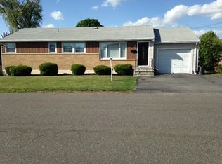 17 Ann Rd, Revere, MA 02151