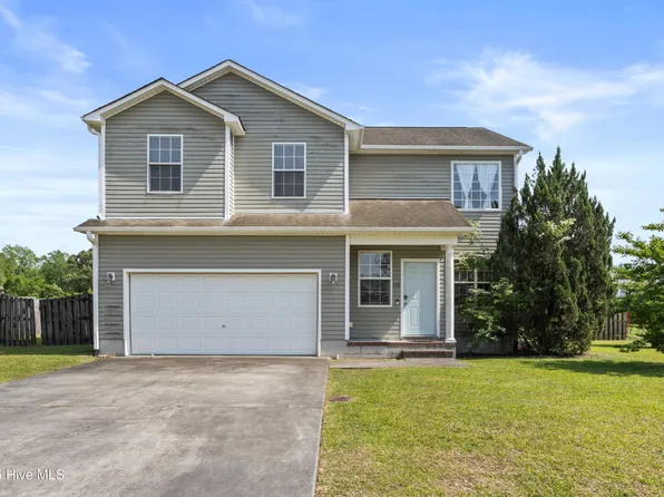 110 Briar Hollow Drive, Jacksonville, NC 28540