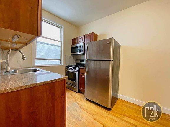 4th image of 30-61 33rd St #3A