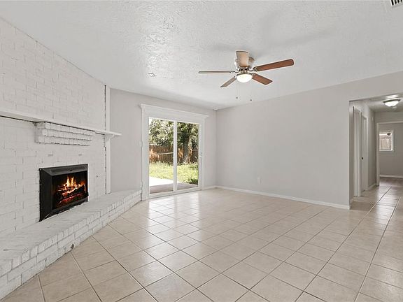 5th image of 7514 Londres Dr
