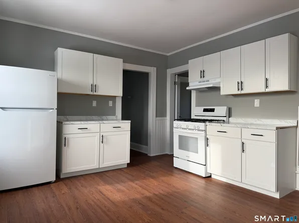 130 West Ave, Stratford, CT