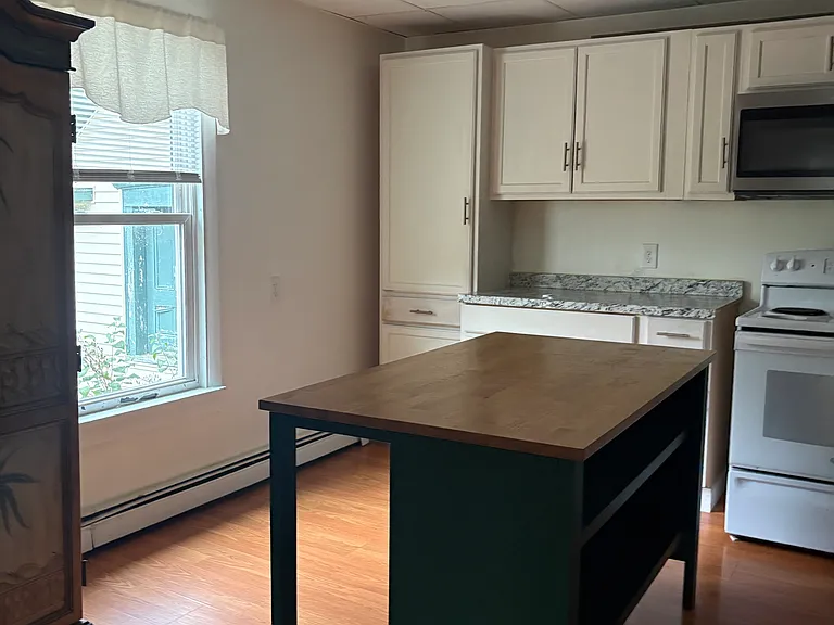 23 Jordan St #4 — Photo 4