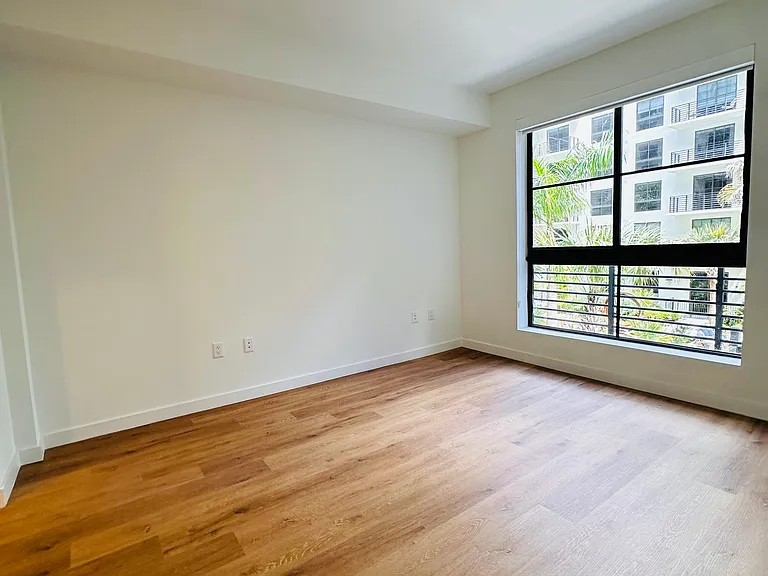 1648 NE 124th St #339 — Photo 7