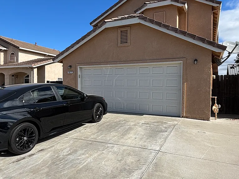 1017 Sun Meadow Dr — Photo 2
