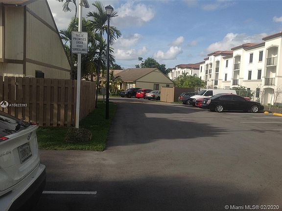 4th image of 21044 NE 5th Pl #0