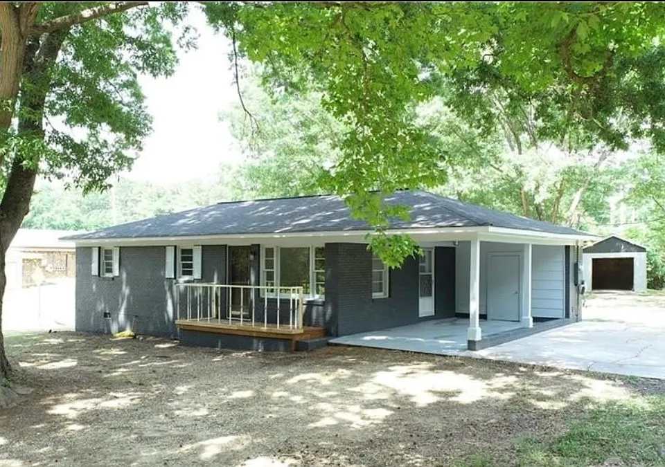 67 Whispering Pines Rd