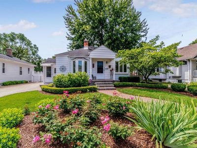 945 Palmer St, Plymouth, MI, 48170