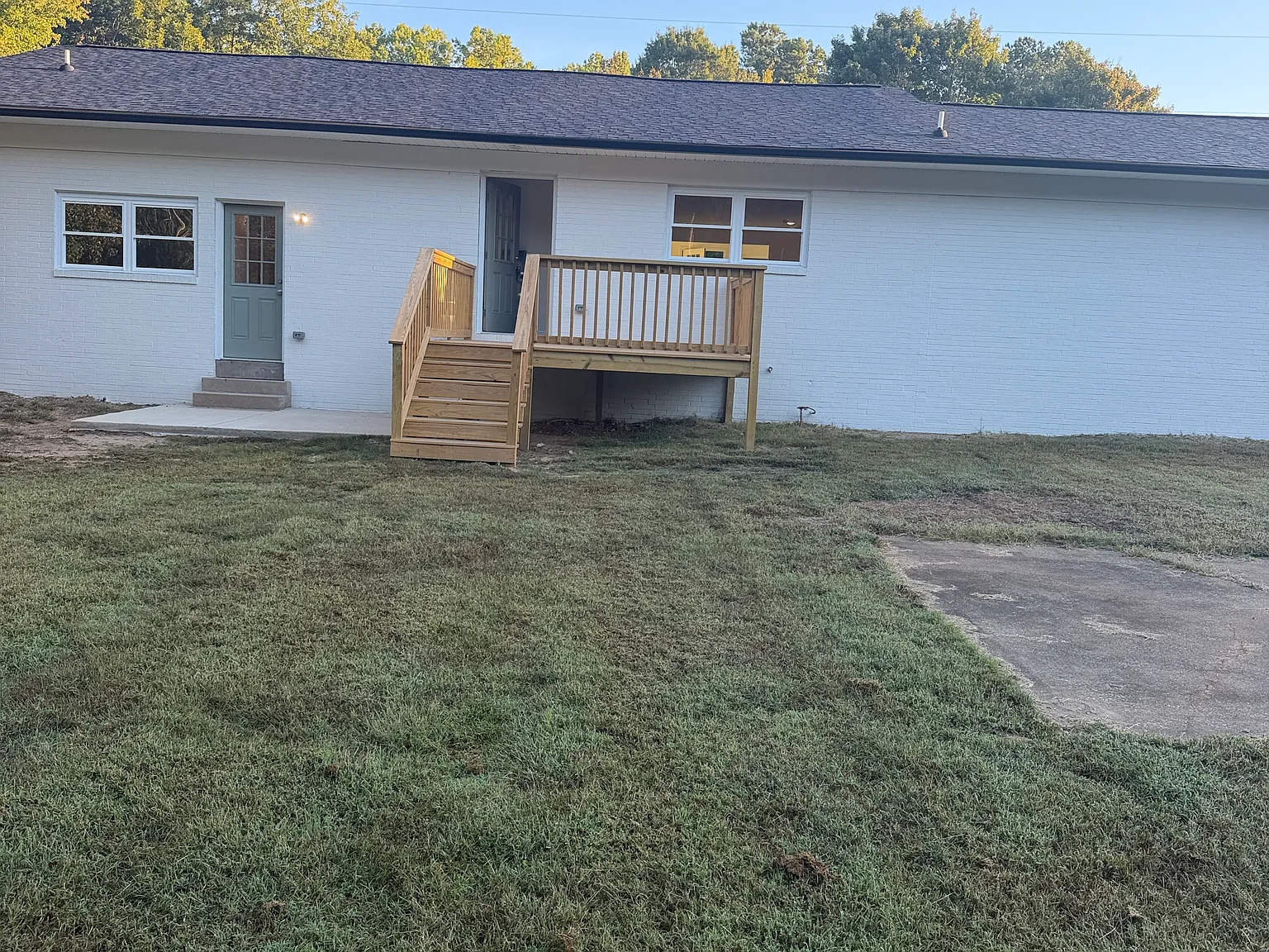 3 bed, $1,985 — Photo 4