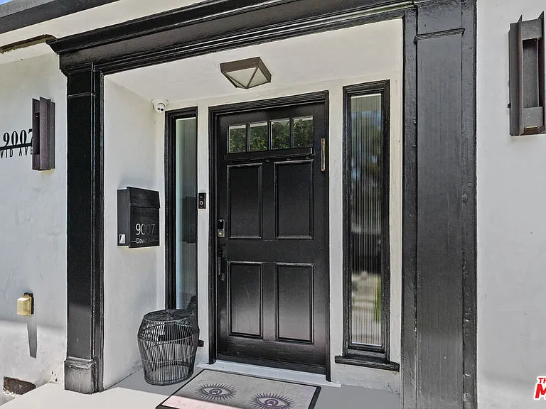 9007 David Ave — Photo 40
