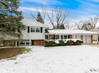 743 E Stark Dr, Palatine, IL 60074