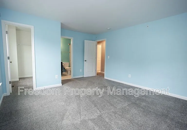 2425 Morgans Point Dr — Photo 54