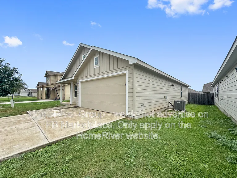 6807 Hibiscus Fls — Photo 16