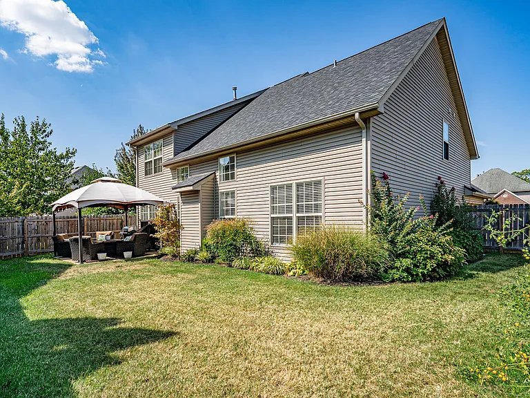 11009 Symington Cir — Photo 48