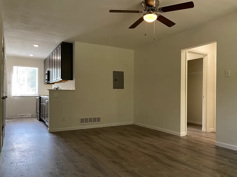 3972 Brittany Cir #D — Photo 8