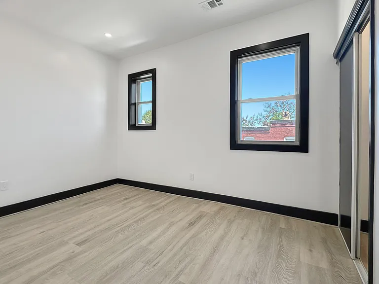 2325 Reisterstown Rd #B — Photo 8