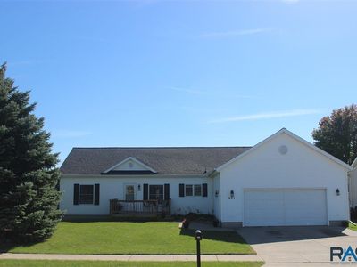 401 Laura St, Harrisburg, SD, 57032