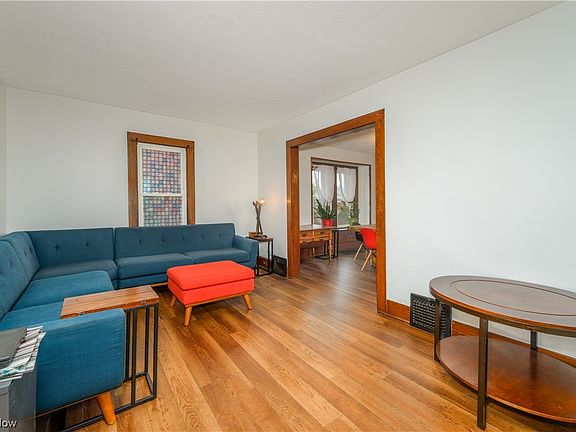 3rd image of 1828 6th St