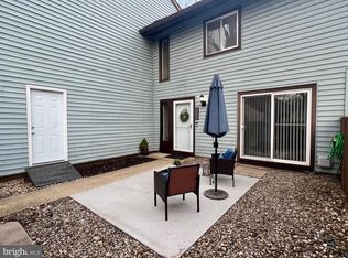 2053 Happy Ln, Crofton, MD 21114