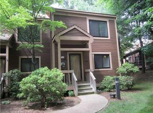 3 Sterling Pl #341, Avon, CT 06001